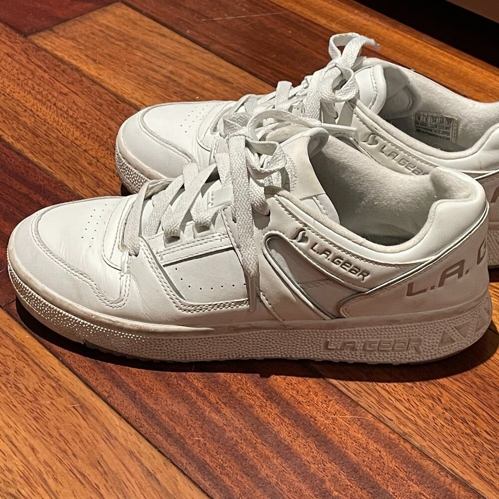 Retro LA gear women's sneakers size 8